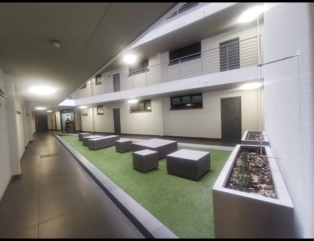 2 BEDROOM PROPERTY TO RENT IN OBSERVATORY